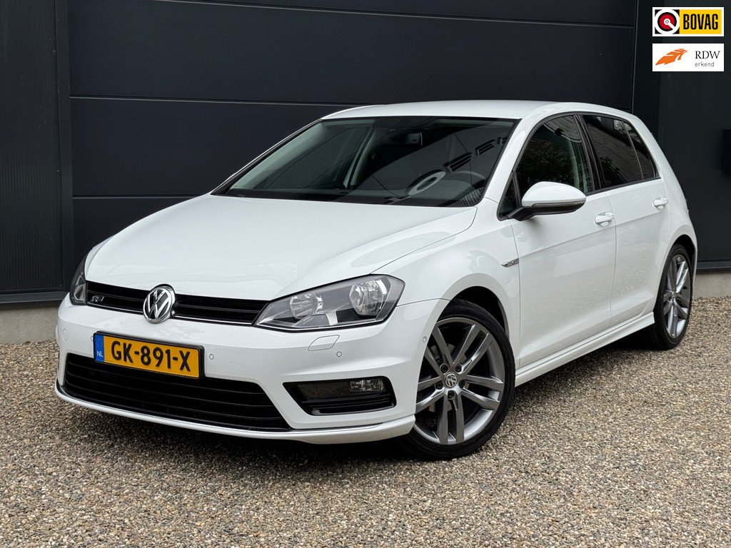 Volkswagen Golf 1.2 TSI Cup R-line | 18" LMV | TREKHAAK AFN | PDC V+A | CLIMA 52554978-0.jpg | Auto Berens B.V.